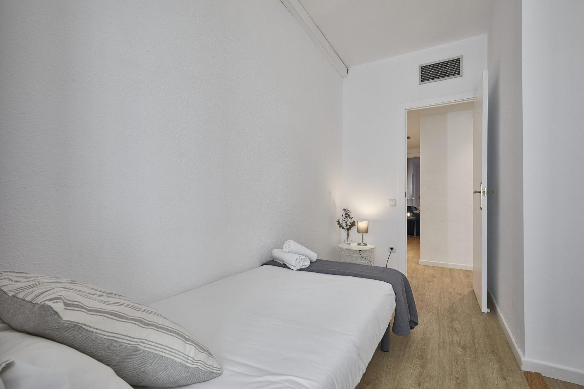 Bbarcelona Clot Apartments Экстерьер фото